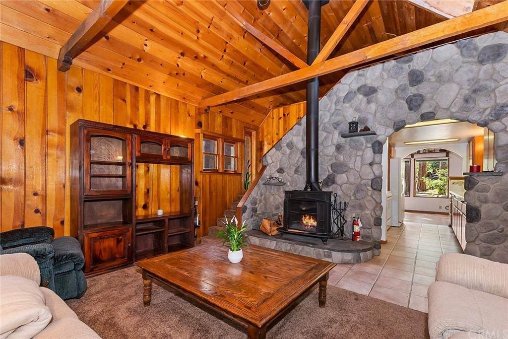 483 Fern Drive - Photo 1