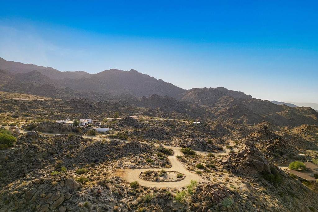 56220 Las Rocas - Photo 1