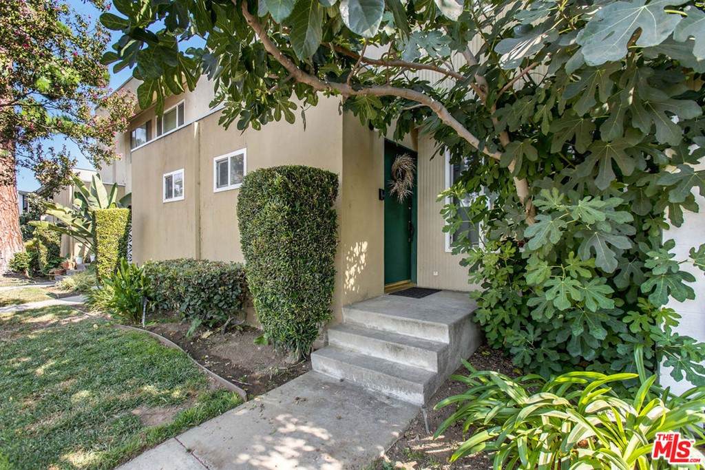 11138 Aqua Vista Street - Photo 1