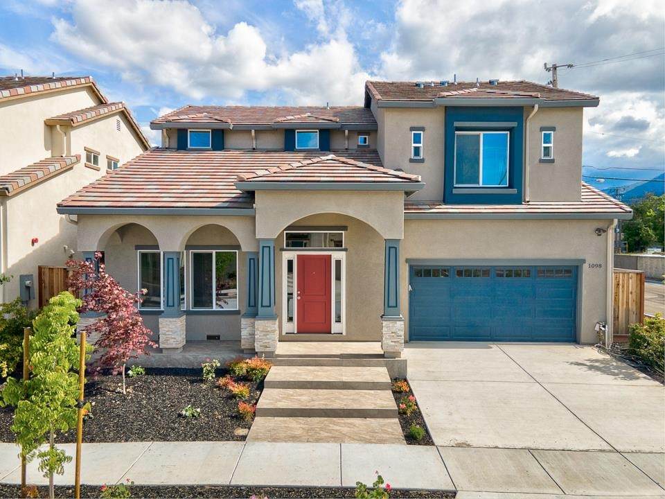 1098 Jayden Lane - Photo 1