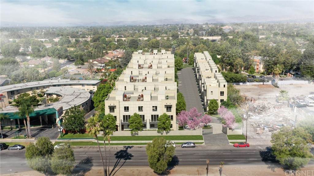 9433 Sepulveda Boulevard - Photo 1