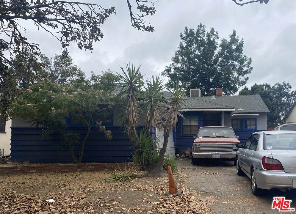 7669 Willis Avenue - Photo 1