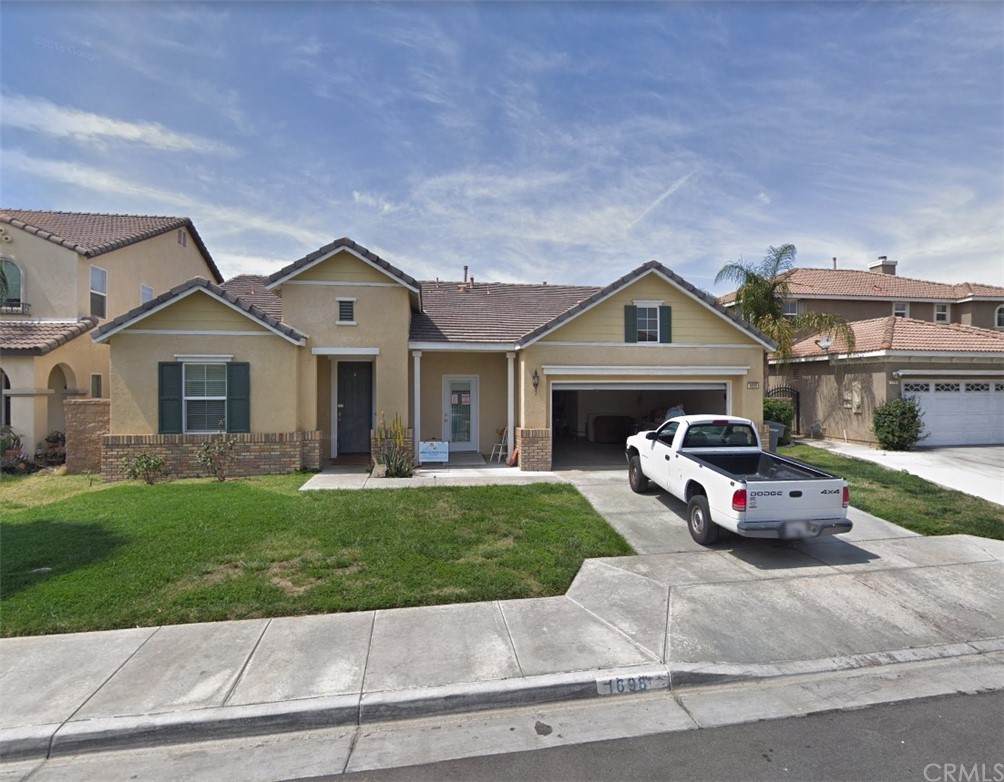 1698 Alberhill Street - Photo 1