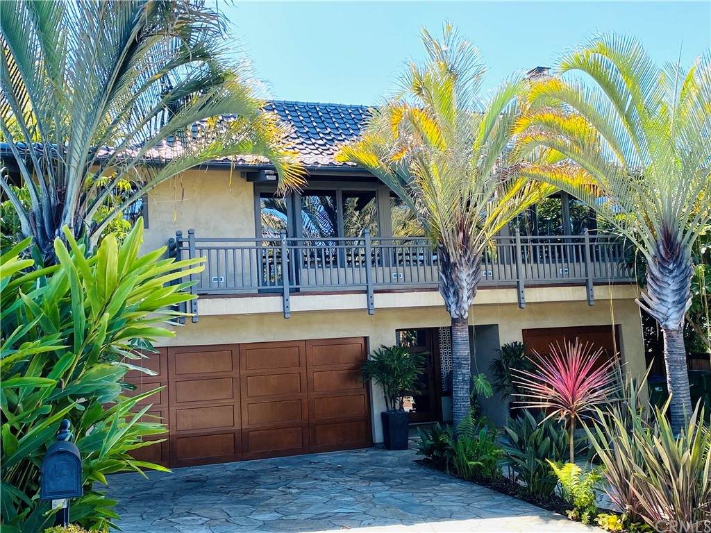 325 Diamond Street - Photo 1