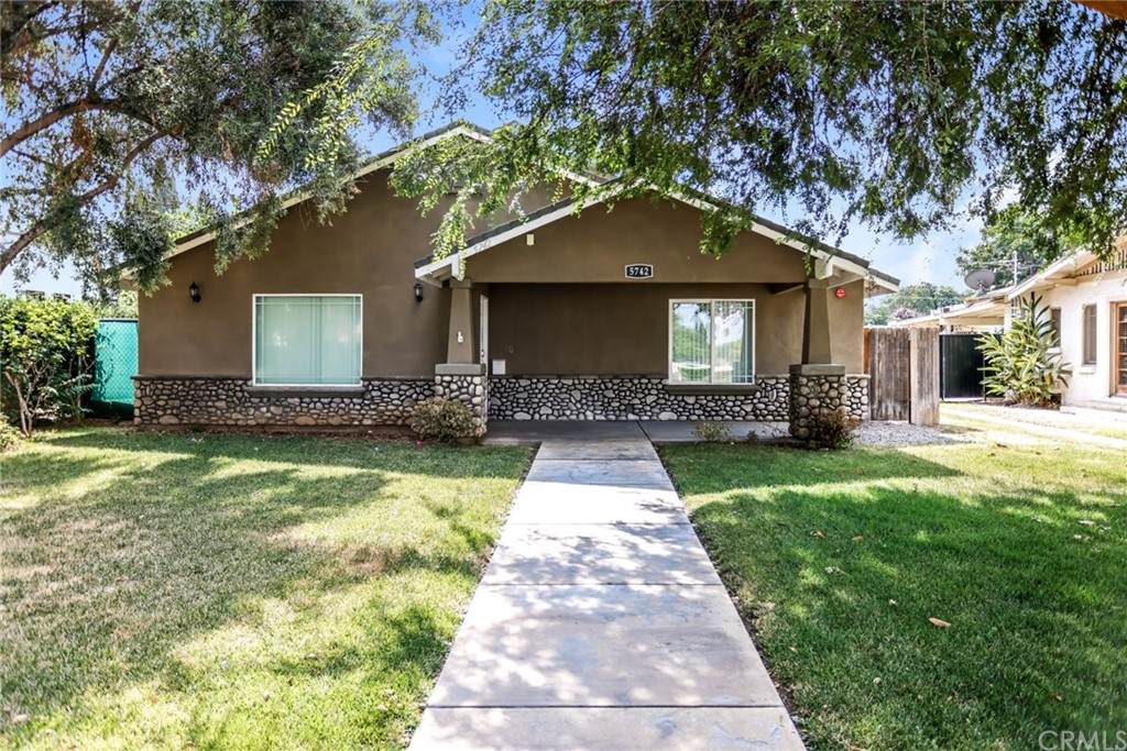 5742 Magnolia Avenue - Photo 1