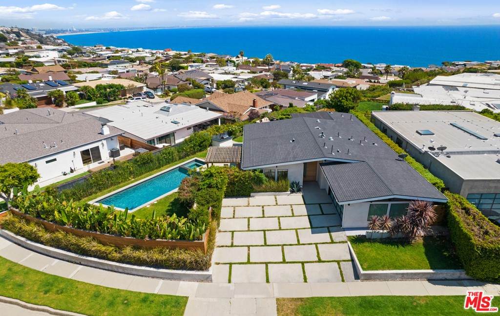 18320 Clifftop Way - Photo 1