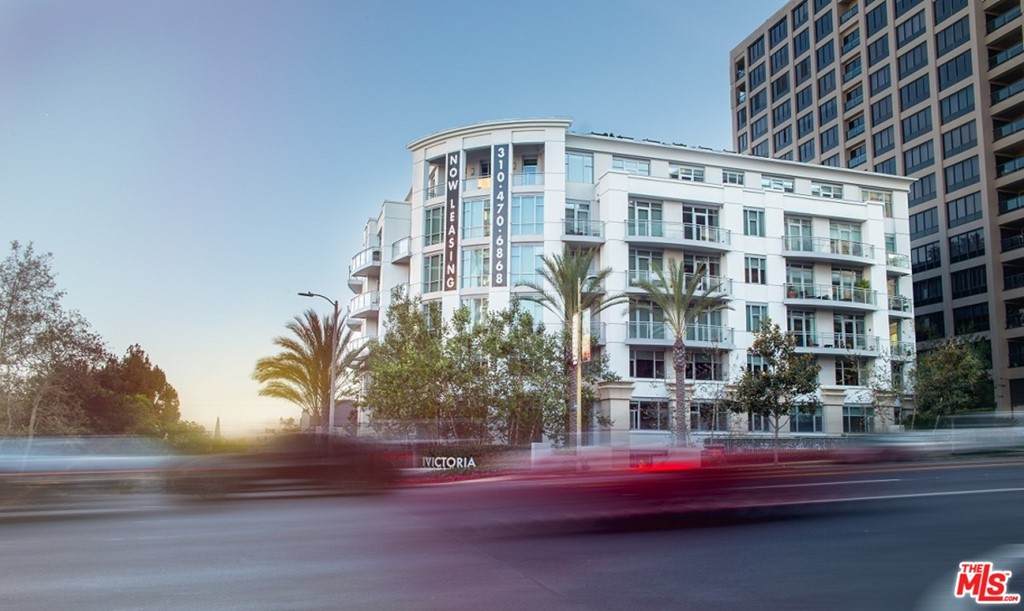 10700 Wilshire Boulevard - Photo 1