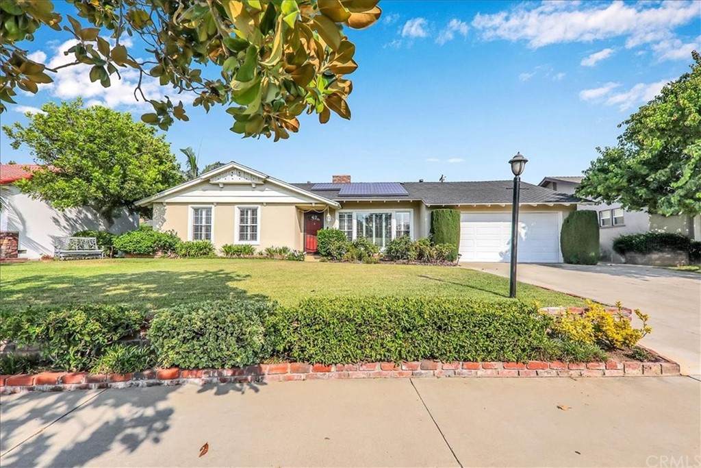 1236 Sierra View Drive - Photo 1