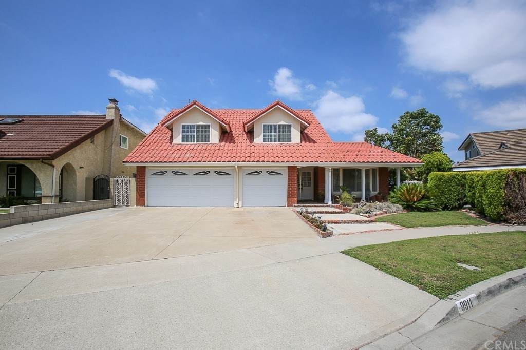 9911 Woodmere Circle - Photo 1