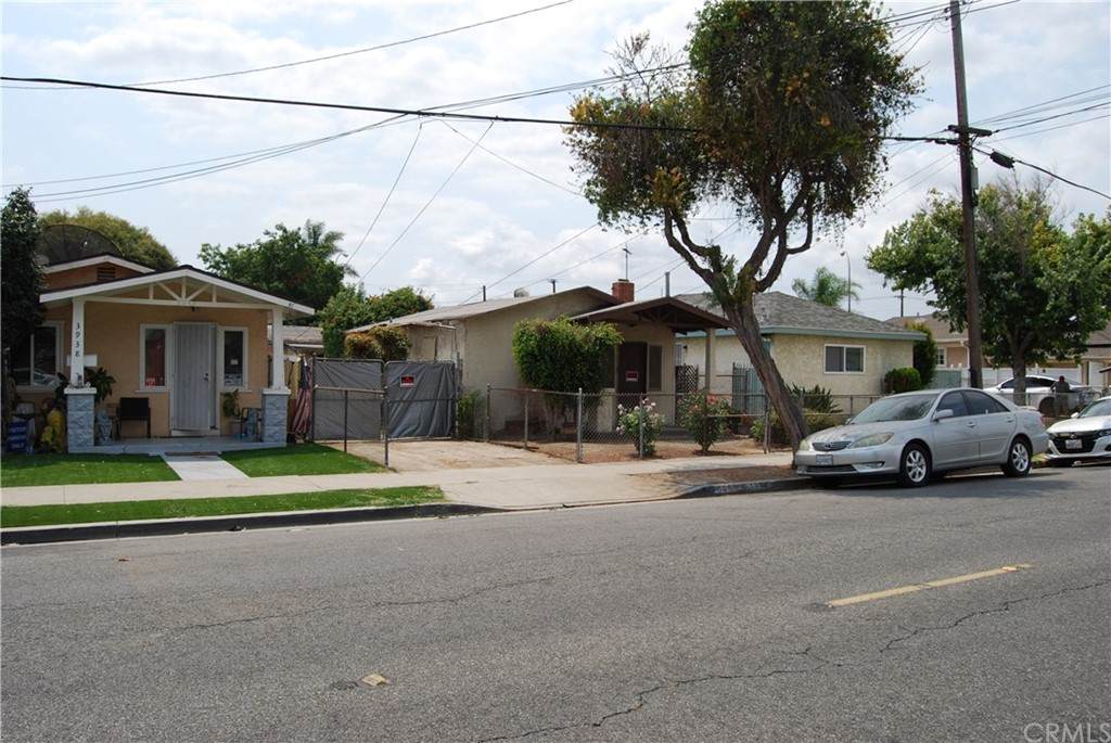 3934 Clara Street - Photo 1