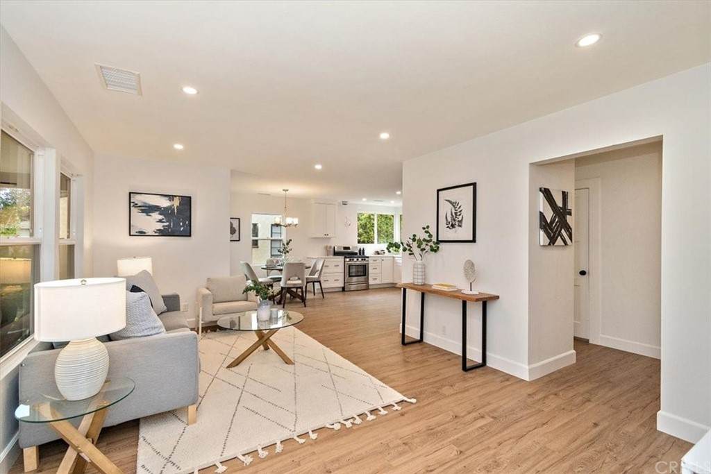 5239 Abbeyfield Street - Photo 1