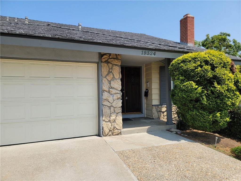 19324 Kay Avenue - Photo 1