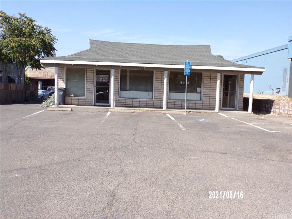 15130 Lakeshore Drive - Photo 1