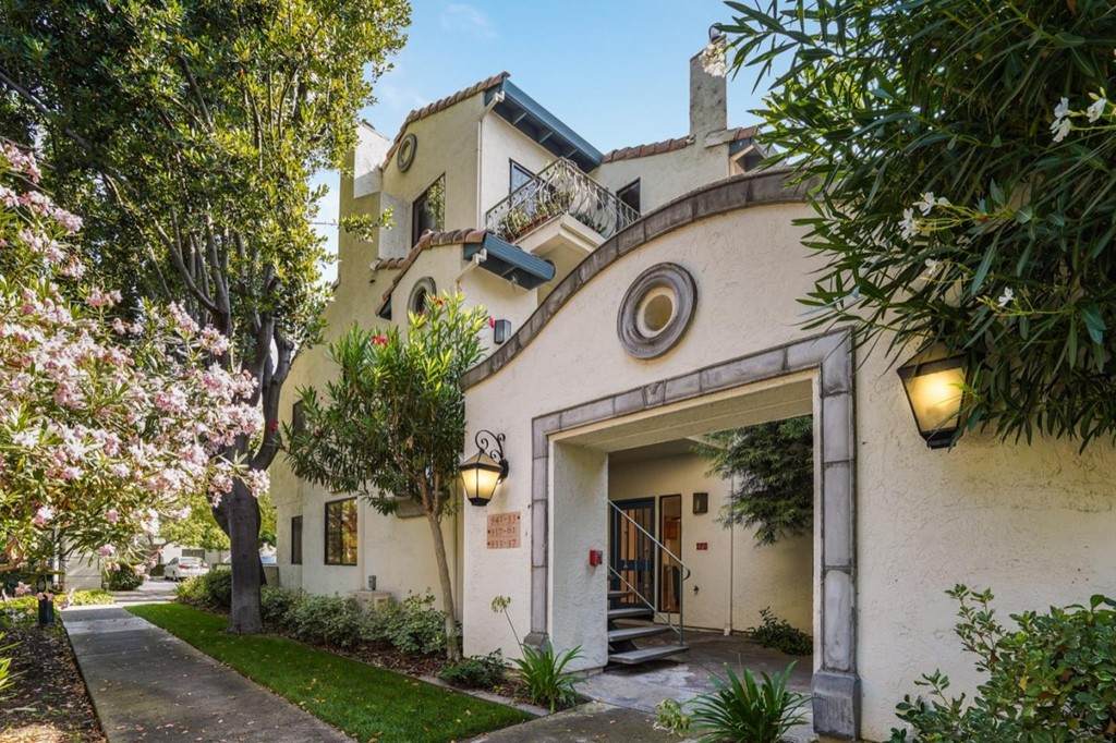 941 Avila Terraza - Photo 1