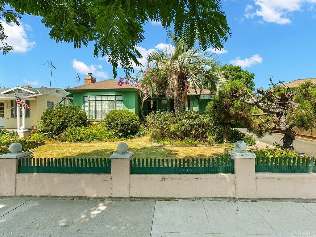 1631 Brighton Street - Photo 1