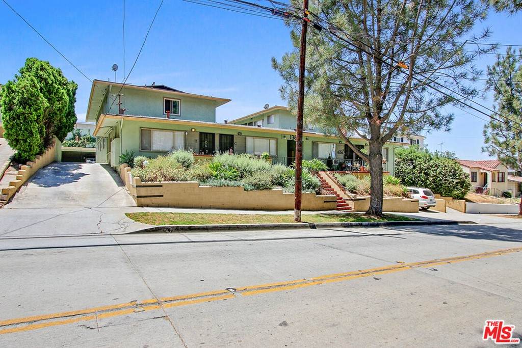 13632 Penn Street - Photo 1