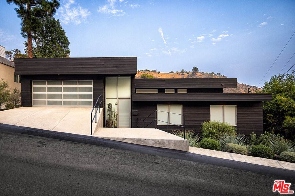 2500 Zorada Drive - Photo 1