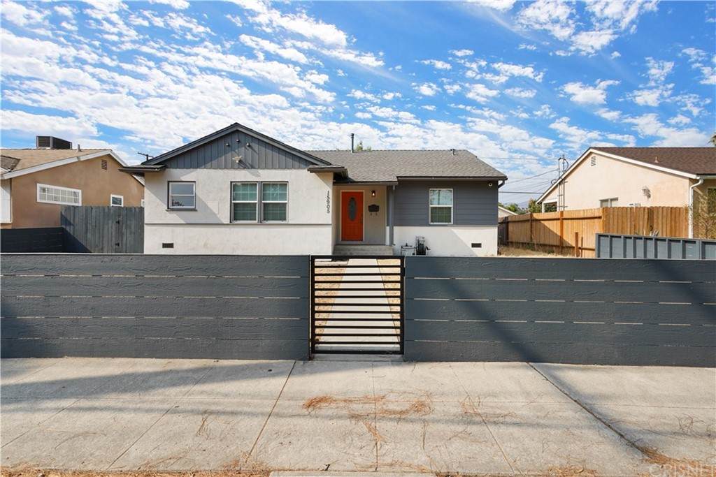 15905 San Fernando Mission Boulevard - Photo 1