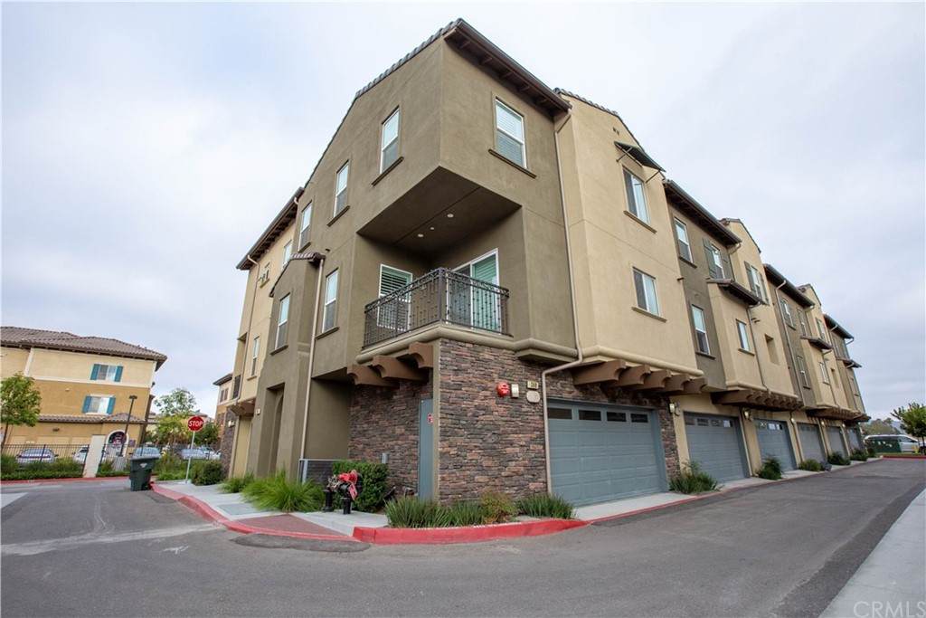 348 Marshall Drive - Photo 1