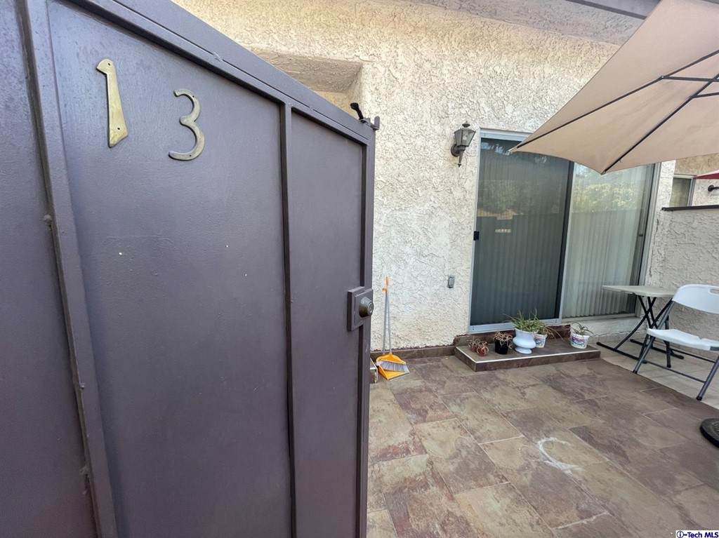 12330 Osborne Street - Photo 1