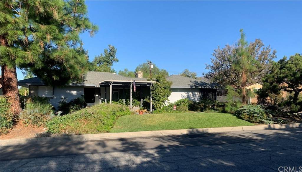 339 Humphreys Way - Photo 1