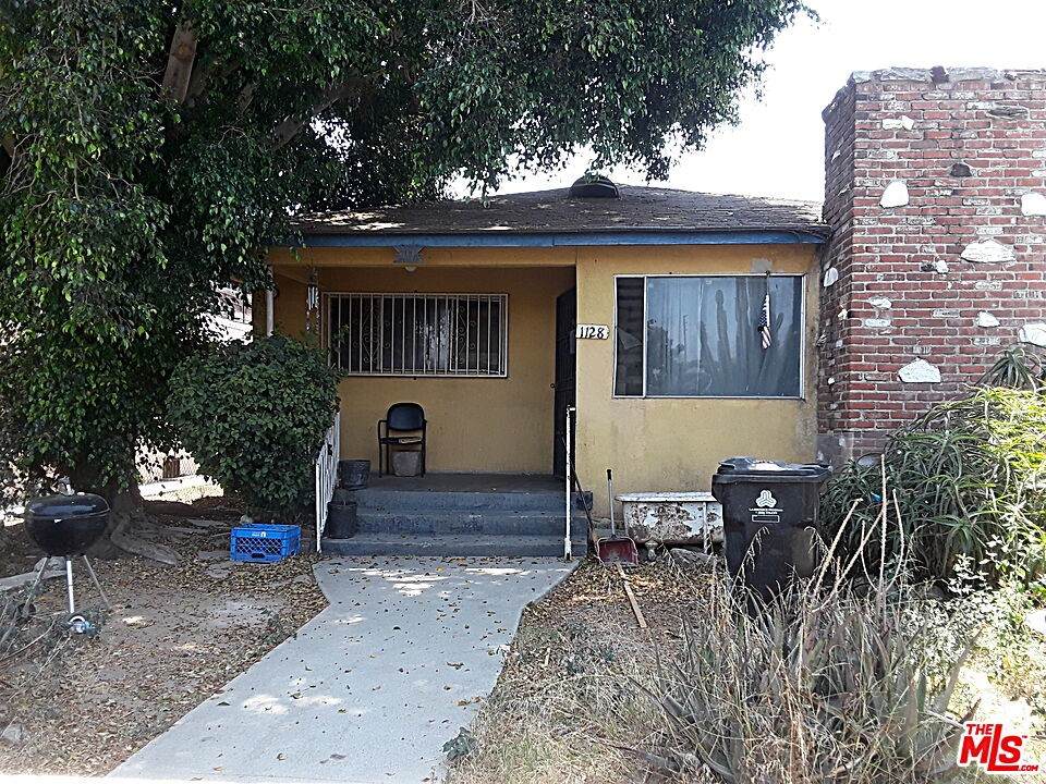 1128 28Th Street - Photo 1
