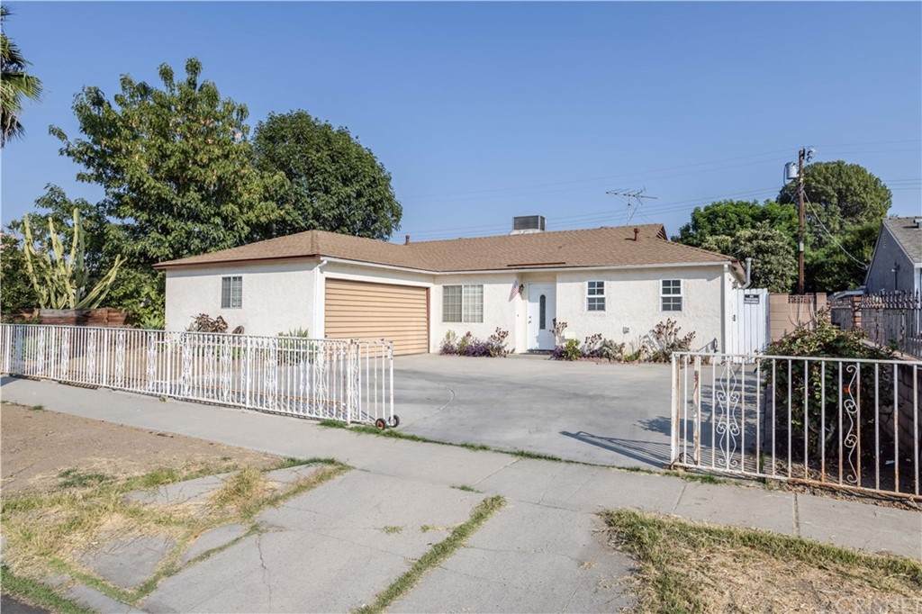 7860 Chastain Avenue - Photo 1