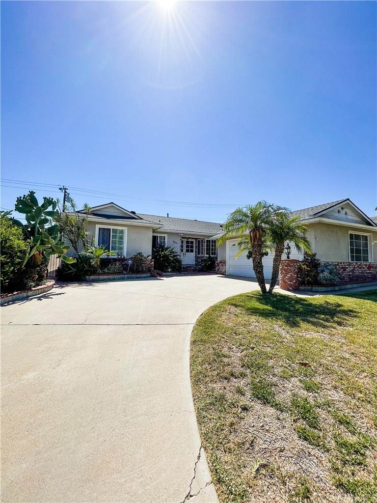 15634 Stanbrook Drive - Photo 1