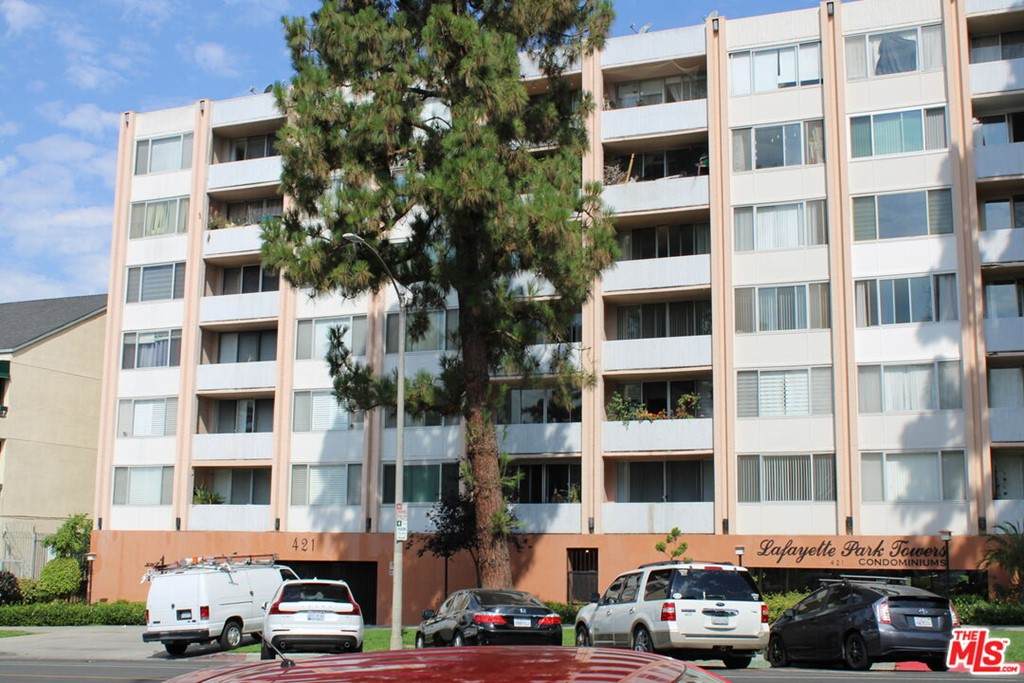 421 Lafayette Park Place - Photo 1
