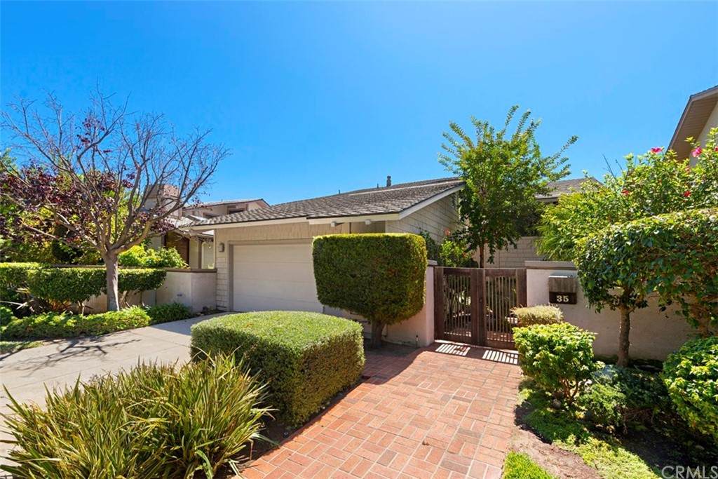 35 Laguna Woods Drive - Photo 1