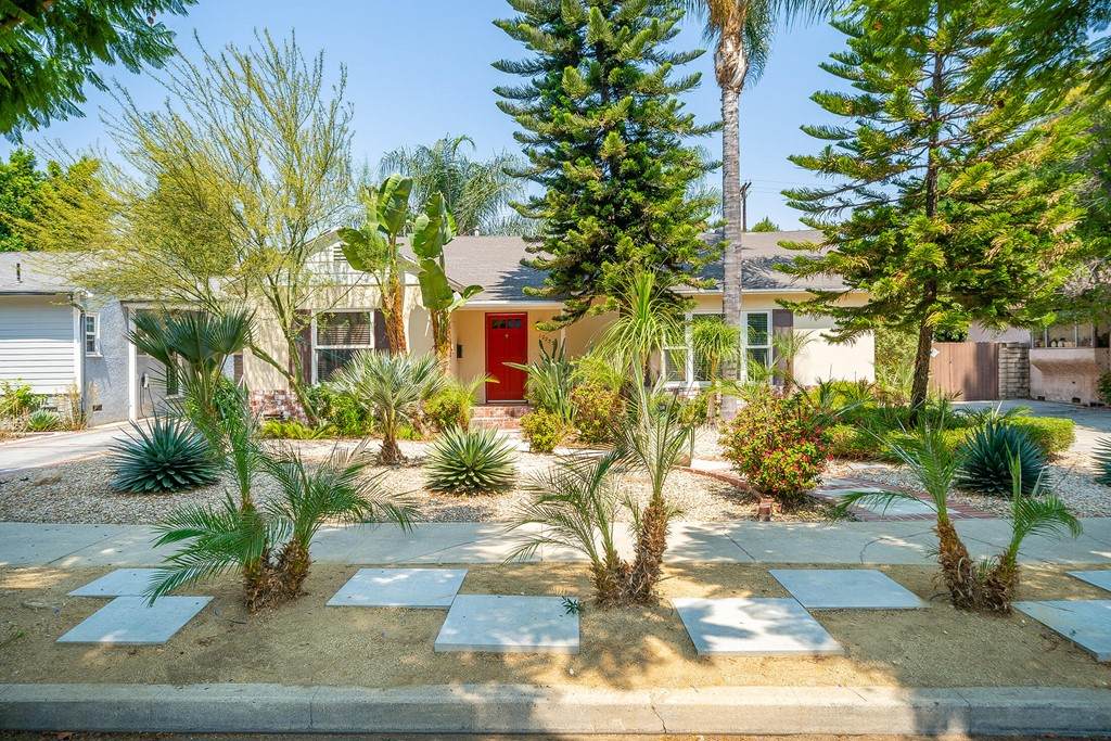 12233 La Maida Street - Photo 1