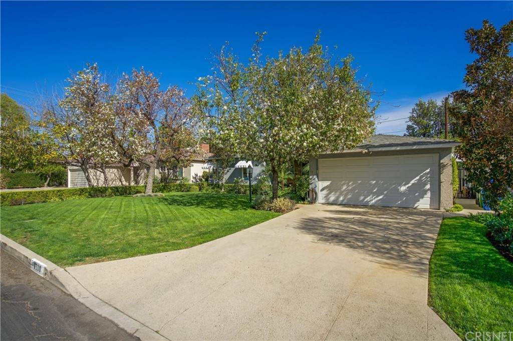 6500 Blucher Avenue - Photo 1