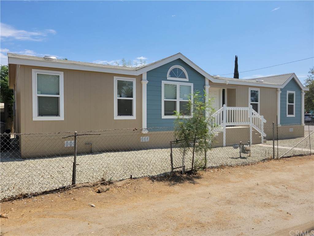 27816 Jefferson Avenue - Photo 1