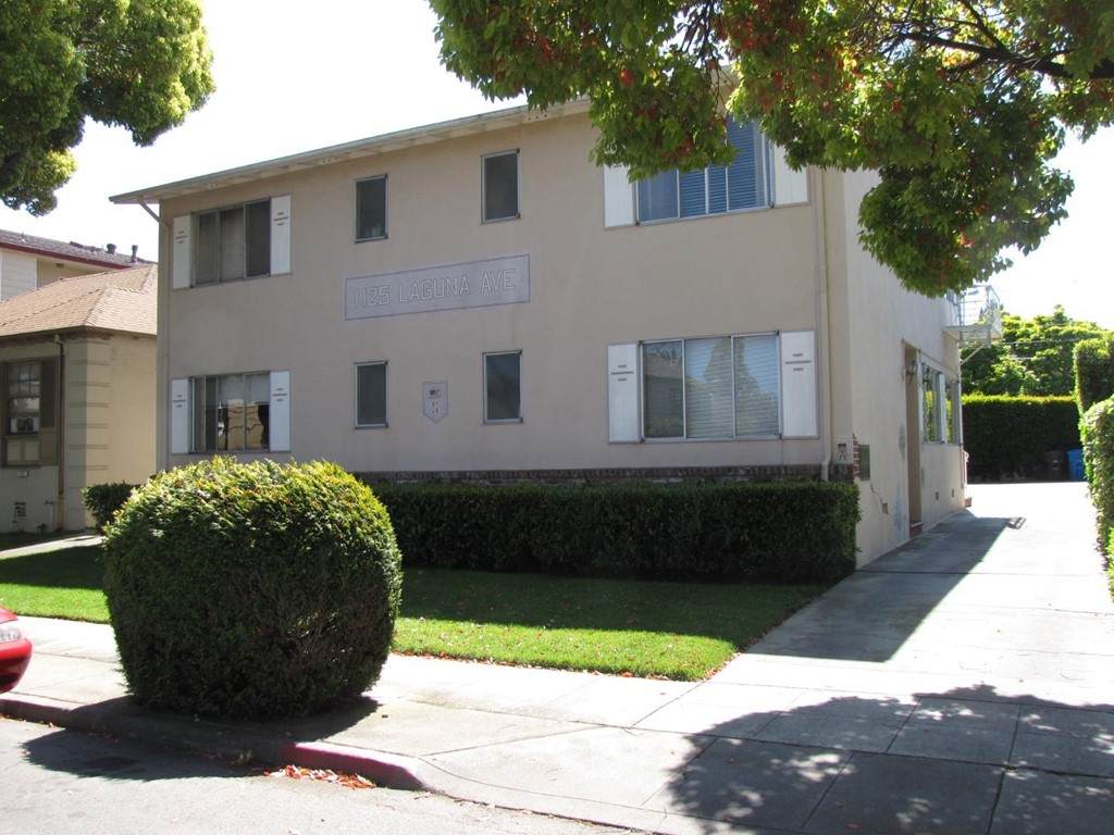 1125 Laguna Avenue - Photo 1