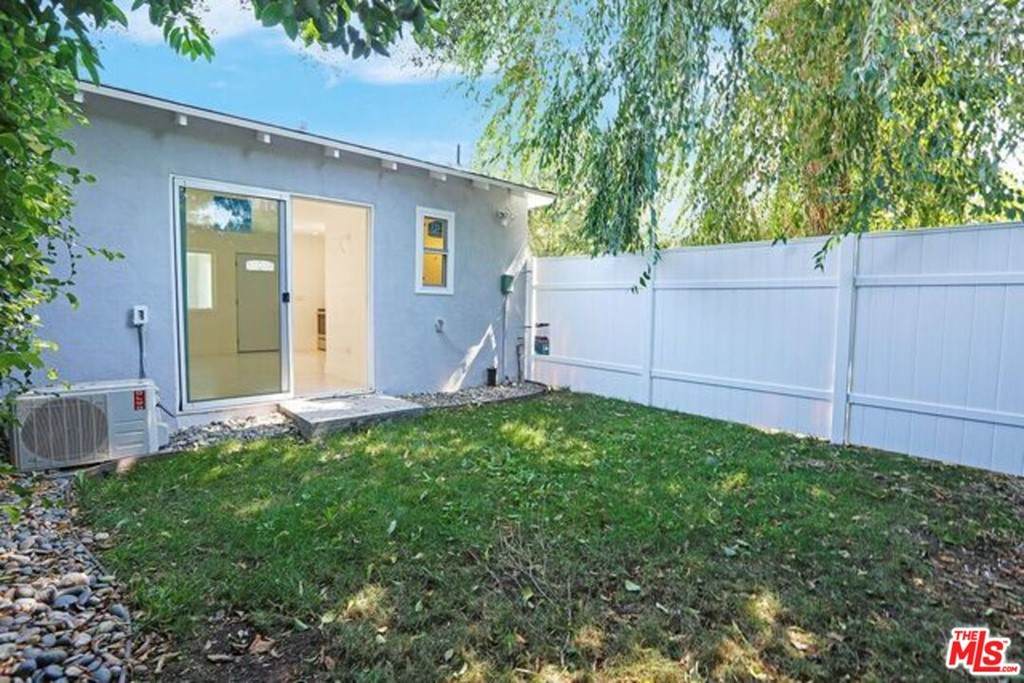 5307 1/2 Don Pio - Photo 1