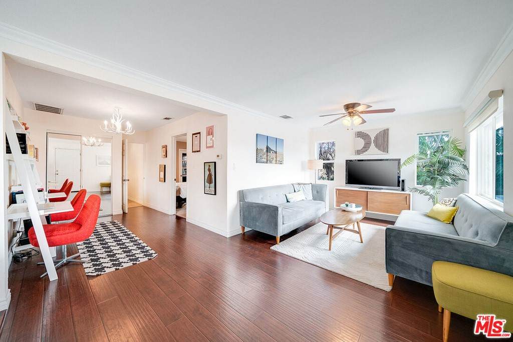 3614 Roseview Avenue - Photo 1