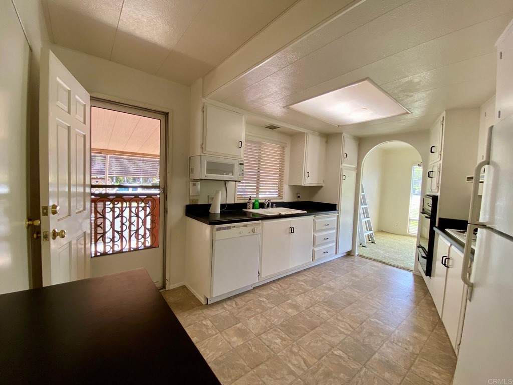 3390 Don Diablo Dr - Photo 1