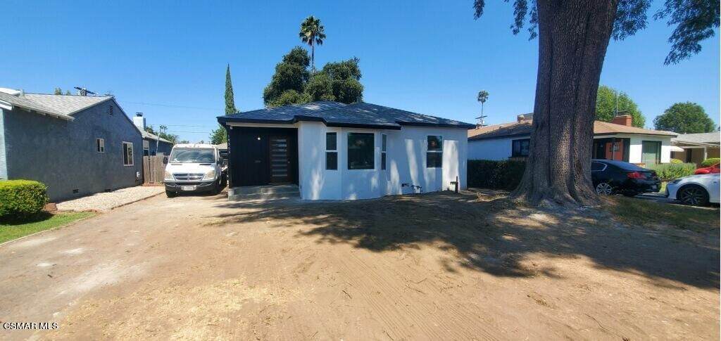 14363 Collins Street - Photo 1