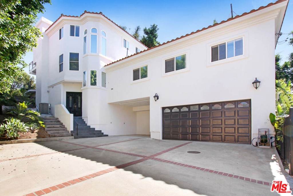 4330 Hillview Drive - Photo 1