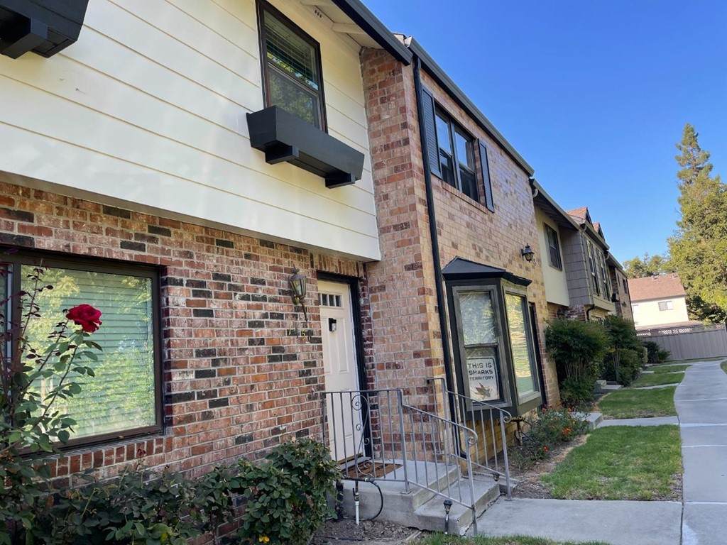 1456 Carnot Dr. - Photo 1