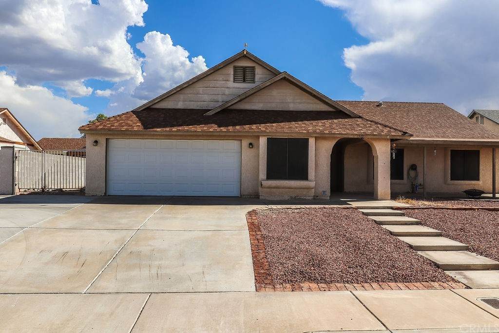 1369 Redwood Avenue - Photo 1
