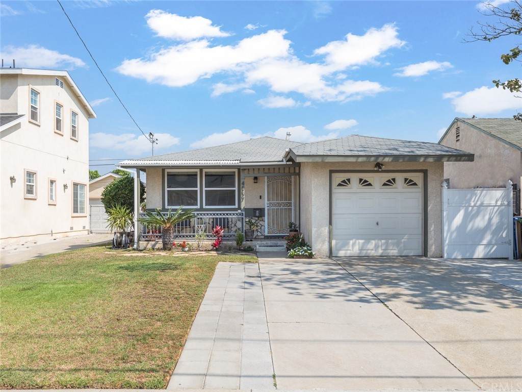 4507 W. 142nd Street - Photo 1