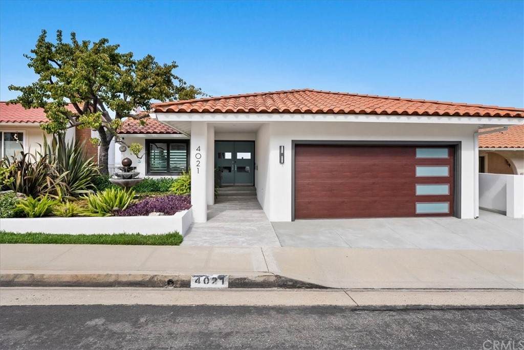 4021 Mesa Street - Photo 1