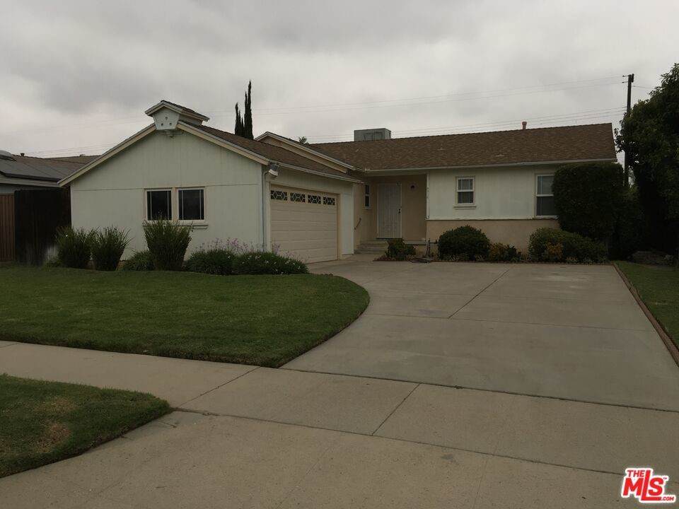 9816 Monogram Avenue - Photo 1