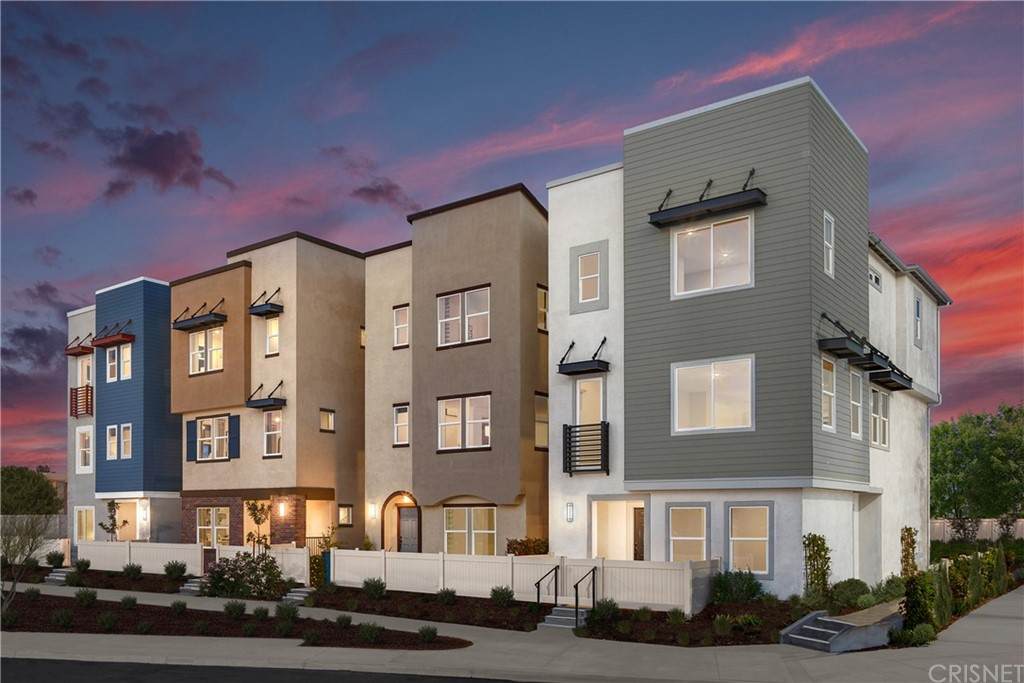 351 Prairie Avenue - Photo 1