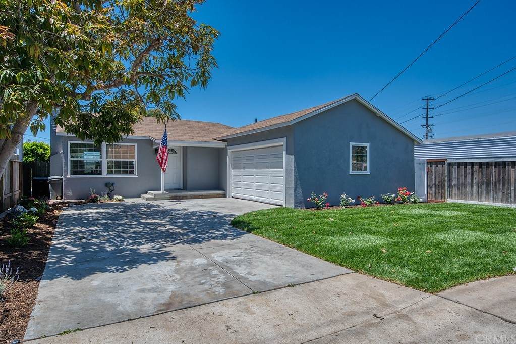 1589 Orange Avenue - Photo 1