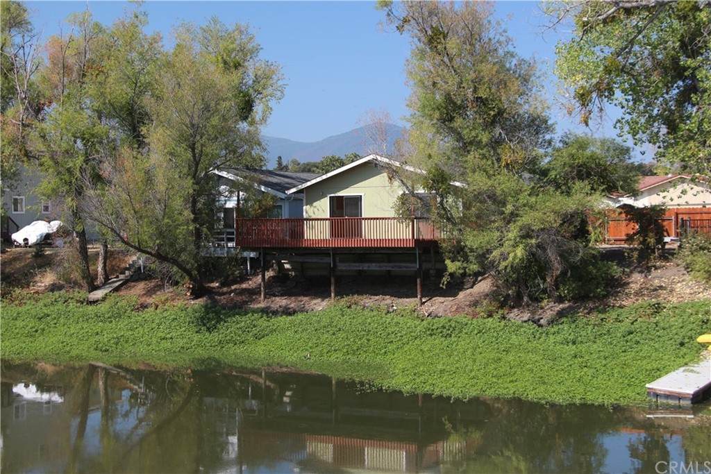 662 Spinnaker Court - Photo 1