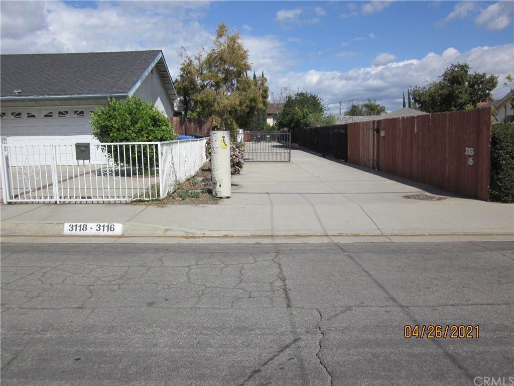 3118 Muscatel Avenue - Photo 1