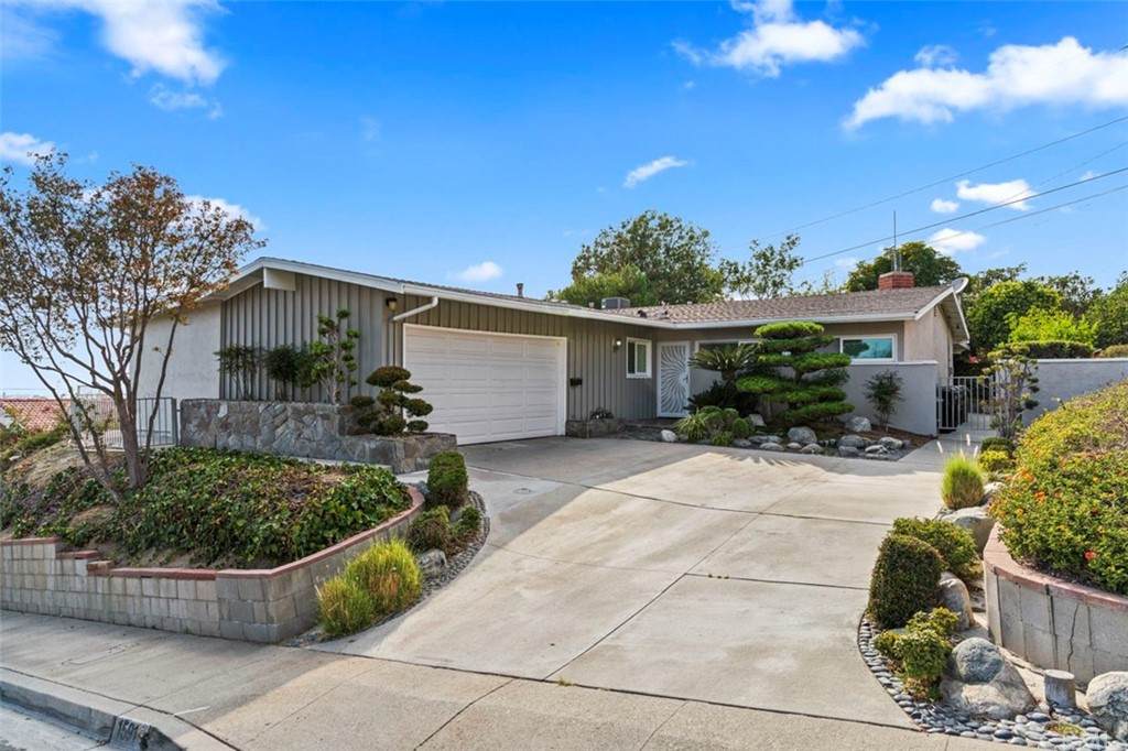 1591 Rolling Hill Drive - Photo 1