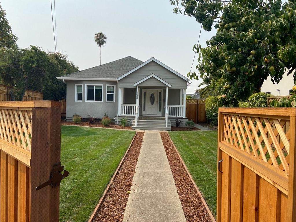 1038 Morrell Avenue - Photo 1